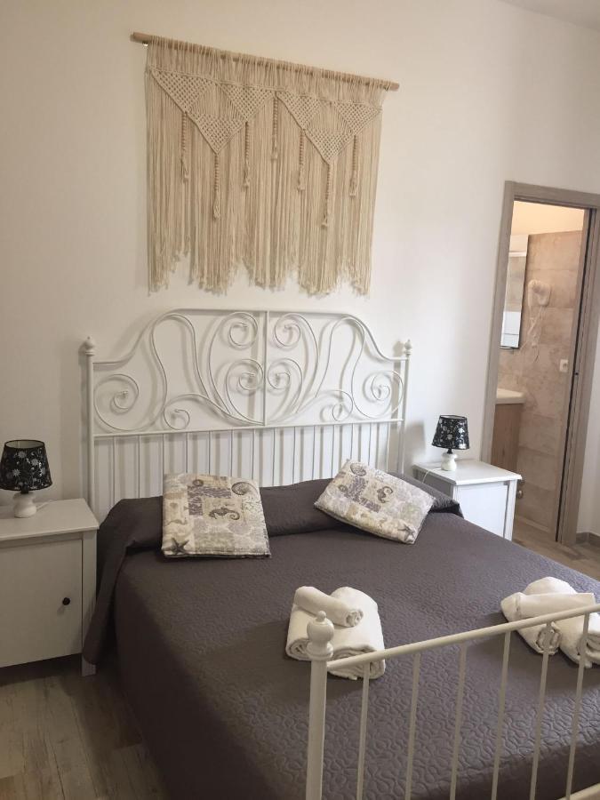 Hotel Da Patrizia Santa Teresa Gallura Zewnętrze zdjęcie