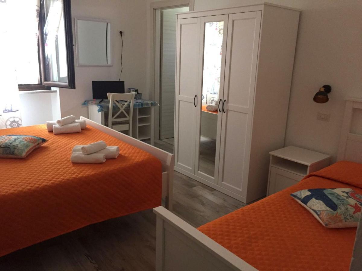 Hotel Da Patrizia Santa Teresa Gallura Zewnętrze zdjęcie